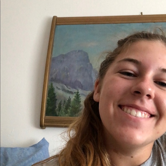 Meet your Posher, Kasey - Picture 1 of 1